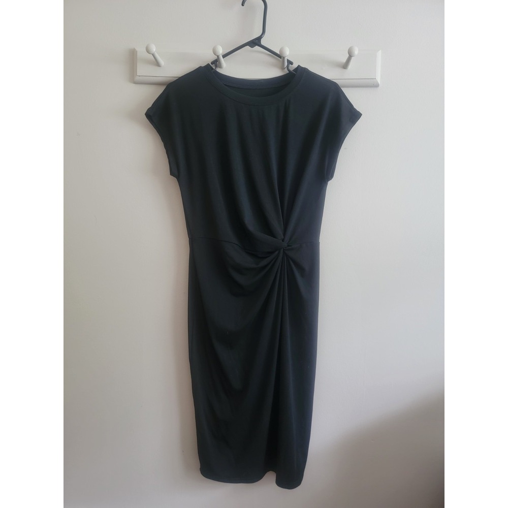 Shein Black Medium S/S Crew Neck Dress Modest Knee Length Basic Capsule Neutral